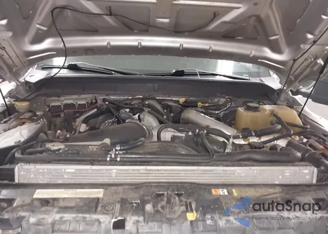 2011 Ford F-250 Lariat z USA, uszkodzony, nr VIN 1FT7W2BT5BEB74782